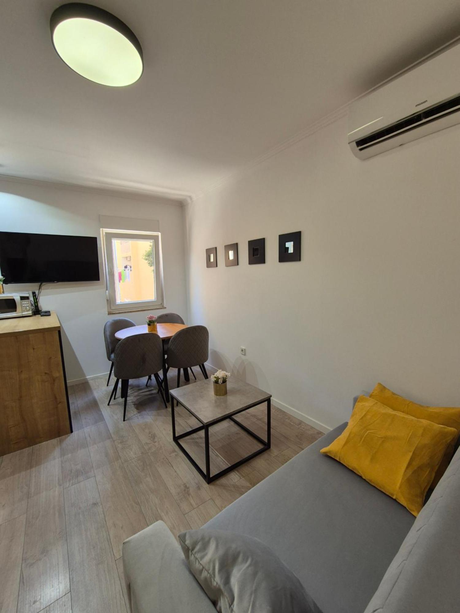 Apartments Milaroza Zadar Ngoại thất bức ảnh